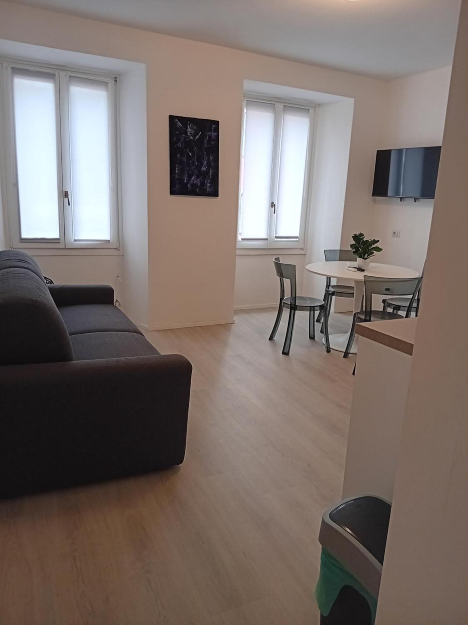 History Luxury Central Apartment By Revenue House Como Eksteriør bilde